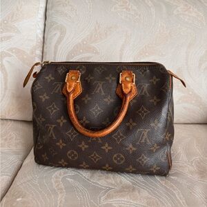 Vintage Louis Vuitton Speedy 25